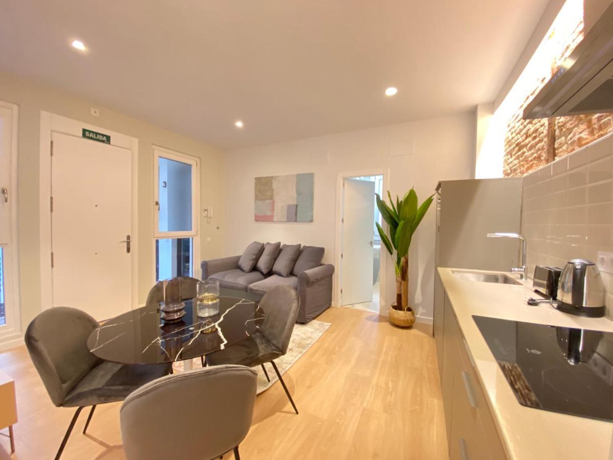 Apartamentos Con Encanto En La Latina Madrid Exterior photo